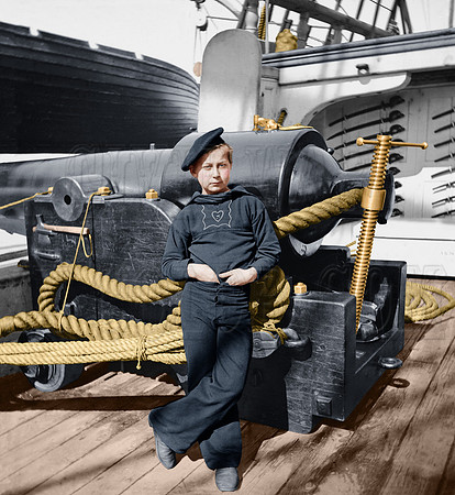 03515 - Powder Monkey; U.S.S. New Hampshire off Charleston, SC [LC-DIG-cwpb-03515]