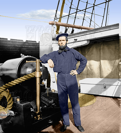 03350 - USS New Hampshire; Unidentified sailor with Parrot gun [LC-DIG-cwpbh-03350]