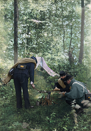 Pickets cooking their rations. Reserve picket foot near Fredericksburg, December 9, 1862 - 03522