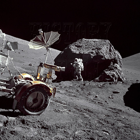 Schmitt Next to Big Boulder - GPN-2000-001148